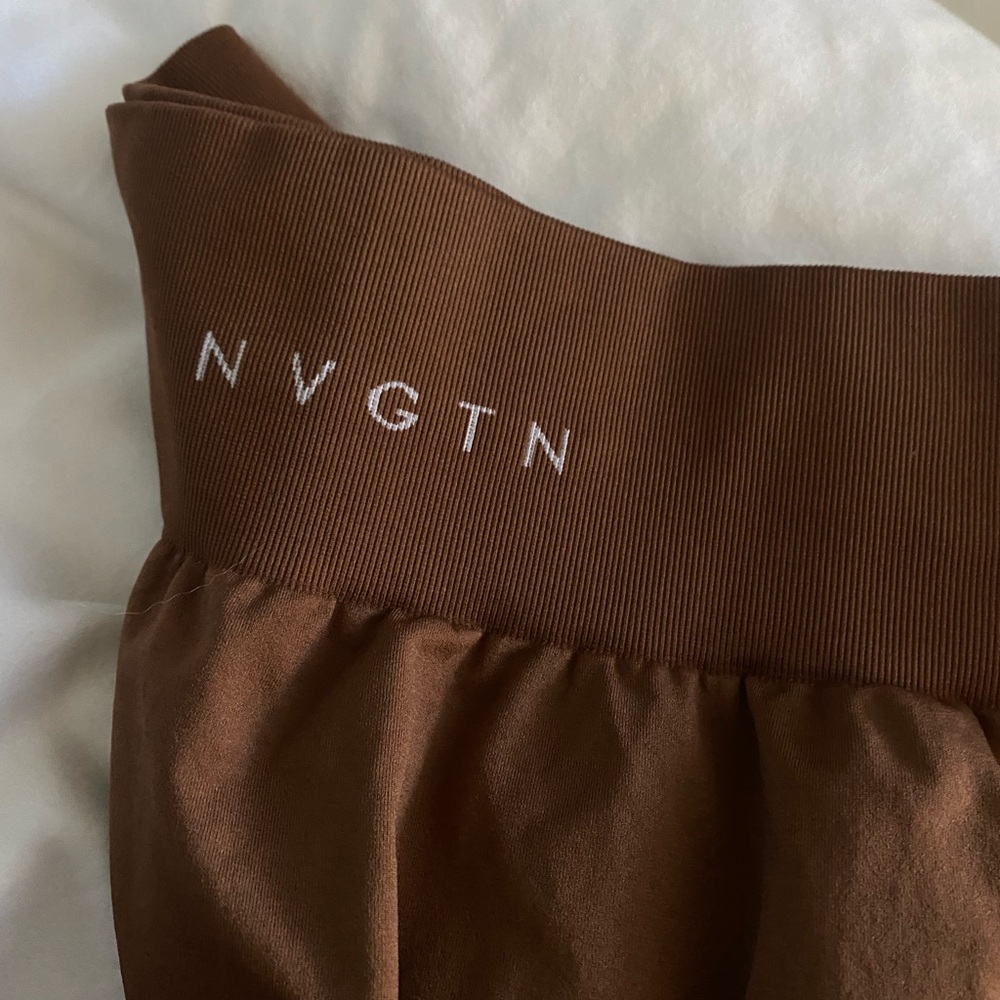 NVGTN SHORTS - BROWN MEDIUM
